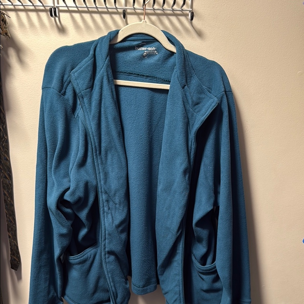 Uniform Advantage Turquoise Cardigan Sweater Open Front